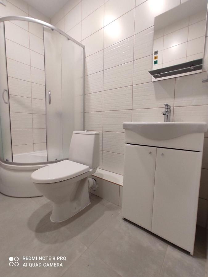 Квартира З Ремонтом Між Залізничним Вокзалом І Центром Lviv Kültér fotó